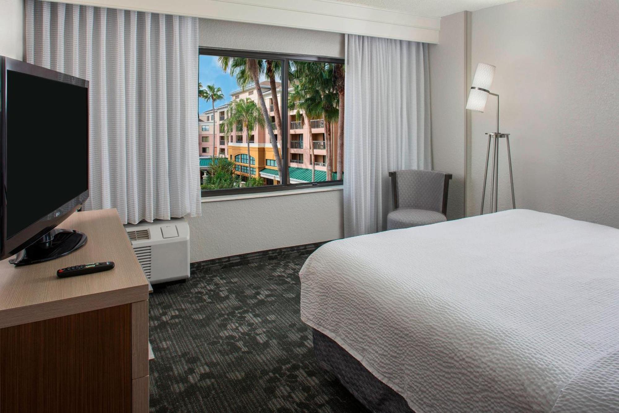 Courtyard By Marriott Orlando Lake Buena Vista In The Marriott Village Exterior foto