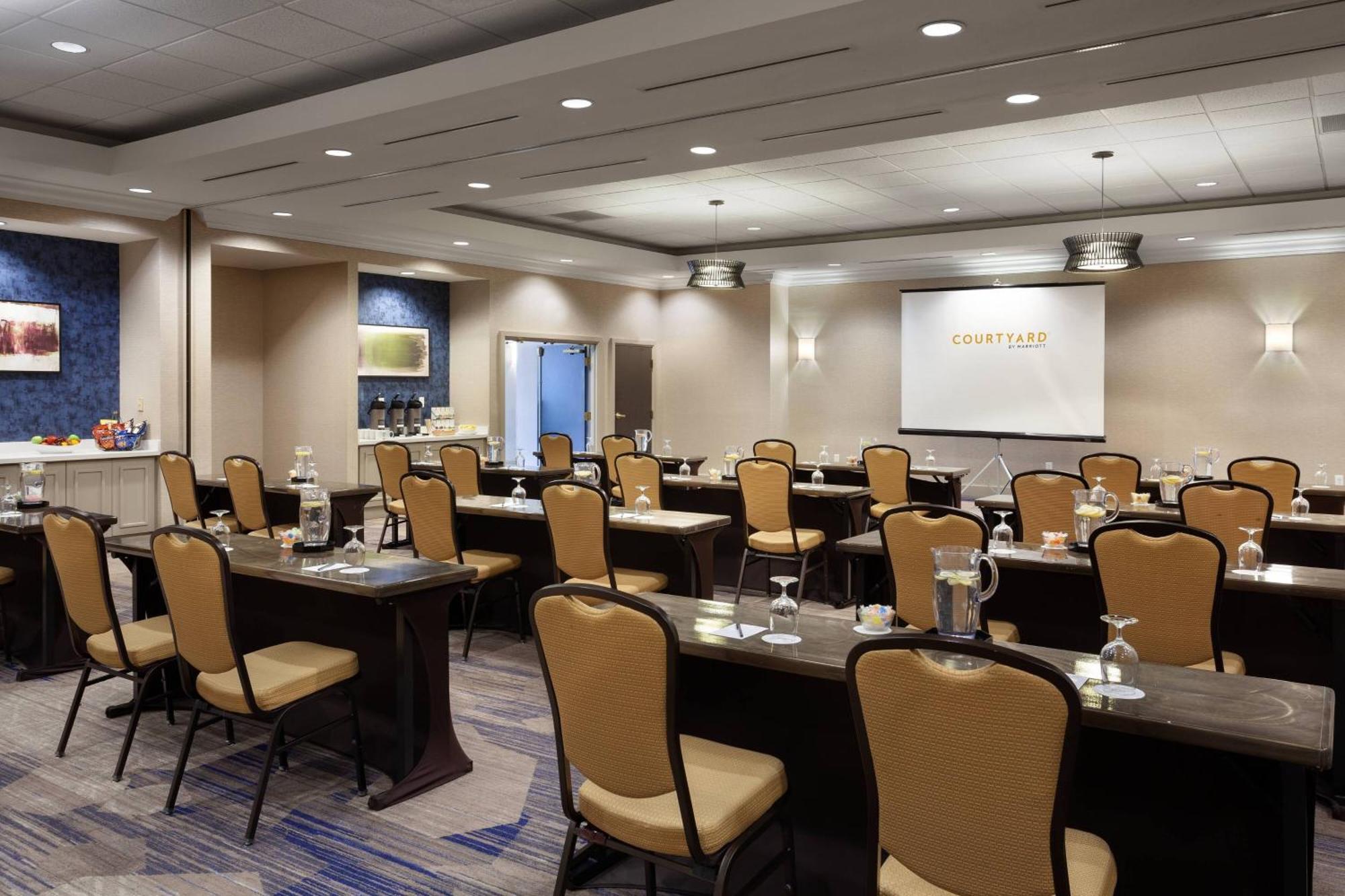 Courtyard By Marriott Orlando Lake Buena Vista In The Marriott Village Exterior foto