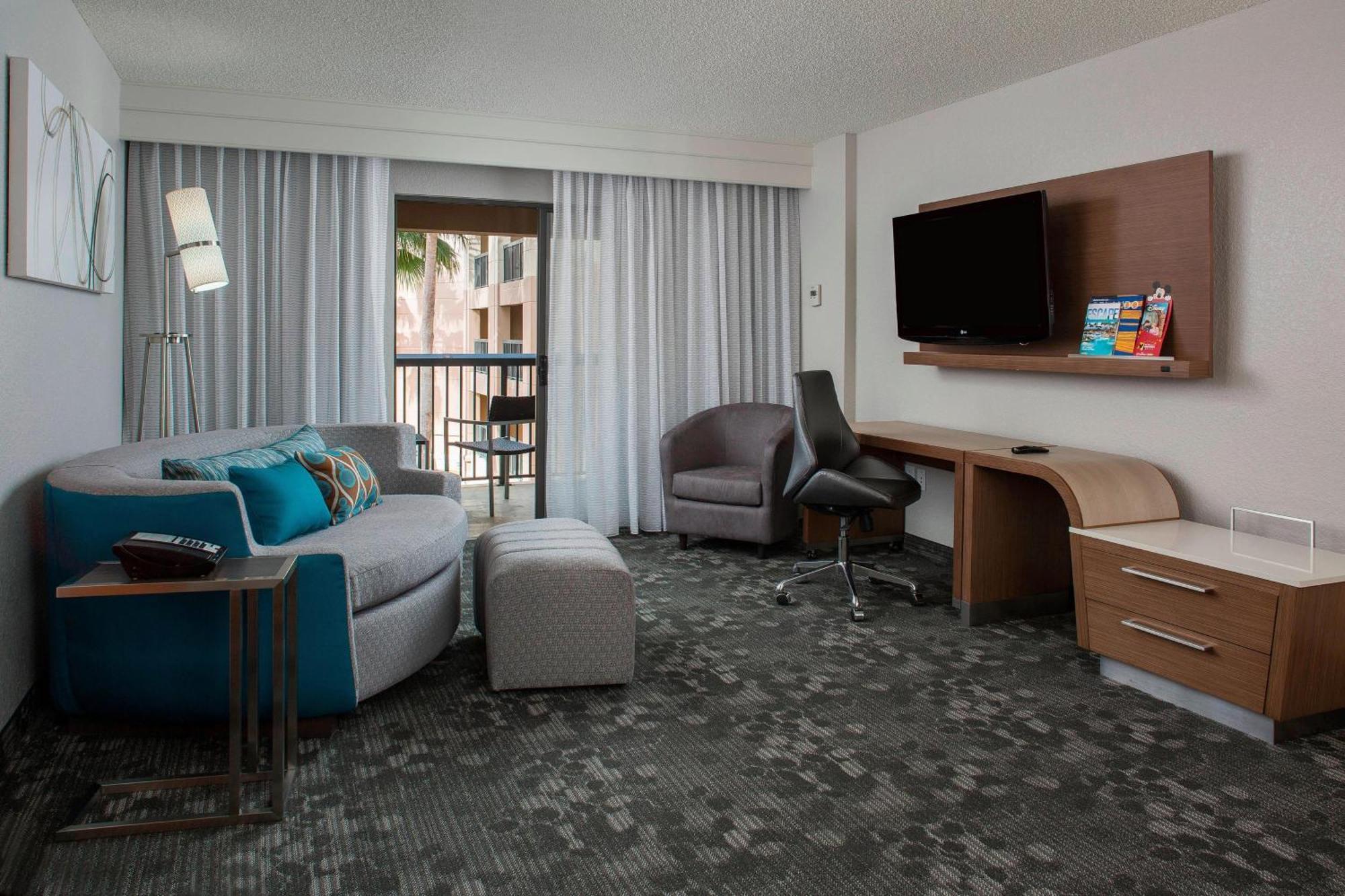 Courtyard By Marriott Orlando Lake Buena Vista In The Marriott Village Exterior foto